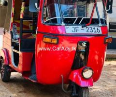 Bajaj Three Wheel 2004