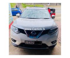 Nissan Xtrail - 2016