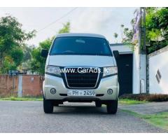 Micro MPV Junior Van 2015