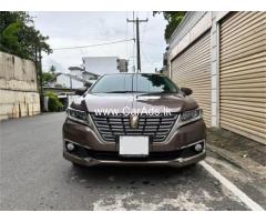 Toyota Premio 2020