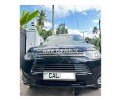 Mitsubishi Outlander - 2014