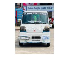 Mitsubishi Minicab - 2000