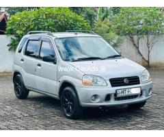 Suzuki Swift Igins - 2000