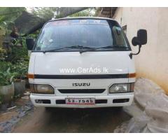 Isuzu Fargo - 1987