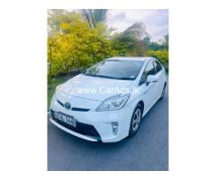 Prius S Grade - 2014