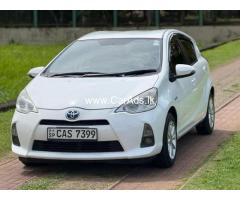 TOYOTA AQUA S GRADE - 2014