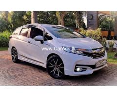 Honda Fit Shuttle GP-7 (Navi Premium) 2015