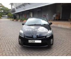 Toyota Prius S Touring - 2011