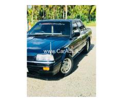 NISSAN BLUEBIRD - 1990
