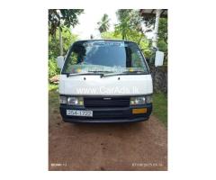 Nissan Caravan 1995