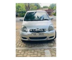  Toyota Vitz - 2002