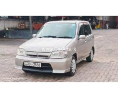 Nissan Cube AZ10 - 2001