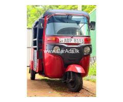 Bajaj RE - 2017