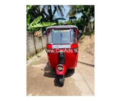 Bajaj RE - 2015