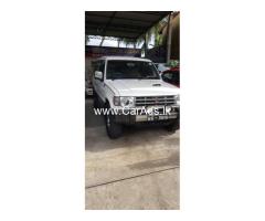 Mitsubishi Montero - 1999