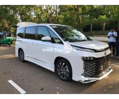 TOYOTA VOXY SZ  - 2024