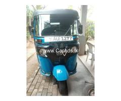 Bajaj RE - 2015