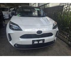 Toyota YARIS CROSS Z urban 2025