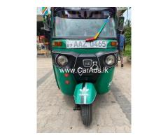 Bajaj RE - 2015