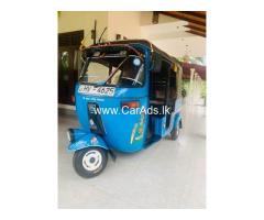 Bajaj RE - 2015
