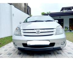 Toyota IST - 2002