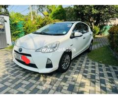 Toyota AQUA S Grade 2014