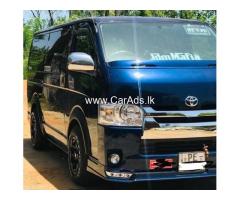 TOYOTA HIACE KDH 200  - 2005