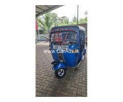 Bajaj RE - 2017