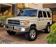 Toyota Land Cruiser Sahara J-76 Series - 2014