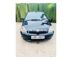 Toyota Vitz - 2000