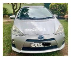 TOYOTA AQUA 2013