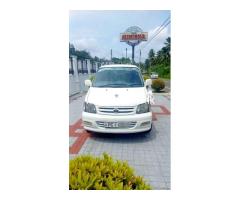 TOYOTA NOAH TOWNACE  - 2001