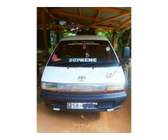 Toyota Towance CR27 - 1990