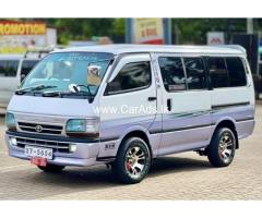 TOYOTA HIACE LH 102 - 1991