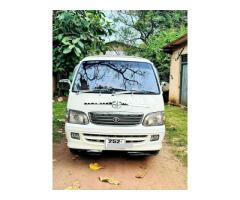 Toyota Dolphin Short Model 103 - 1996