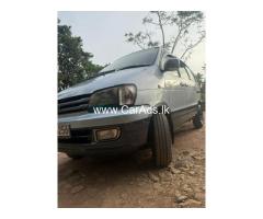 Toyota Noah KR42 - 1998