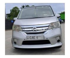 NISSAN SERENA 2013