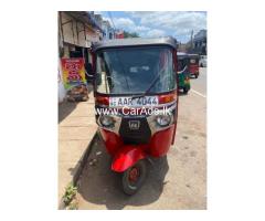 Bajaj RE - 2015