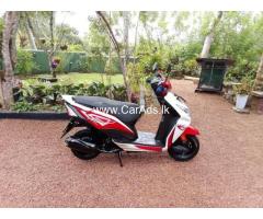 Honda Dio - 2016