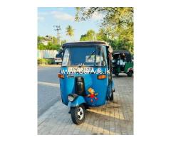 Bajaj RE - 2015