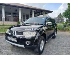 Mitsubishi Montero Sport 2011