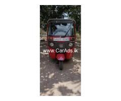 Bajaj RE - 2015