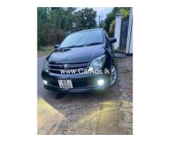 Toyota IST - 2005