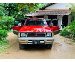 Mitsubishi L200 - 2011