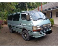 Toyota Dolphin LH119 1995