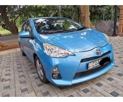 Toyota Aqua 2012
