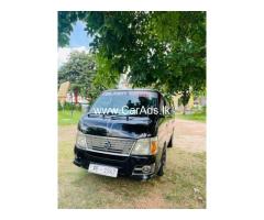 Nissan Caravan - 2010