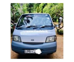 Nissan Vannete - 2001