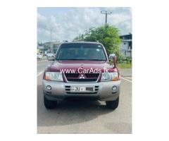 Mitsubishi Montero - 2002