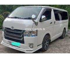 TOYOTA HIACE KDH  - 2015